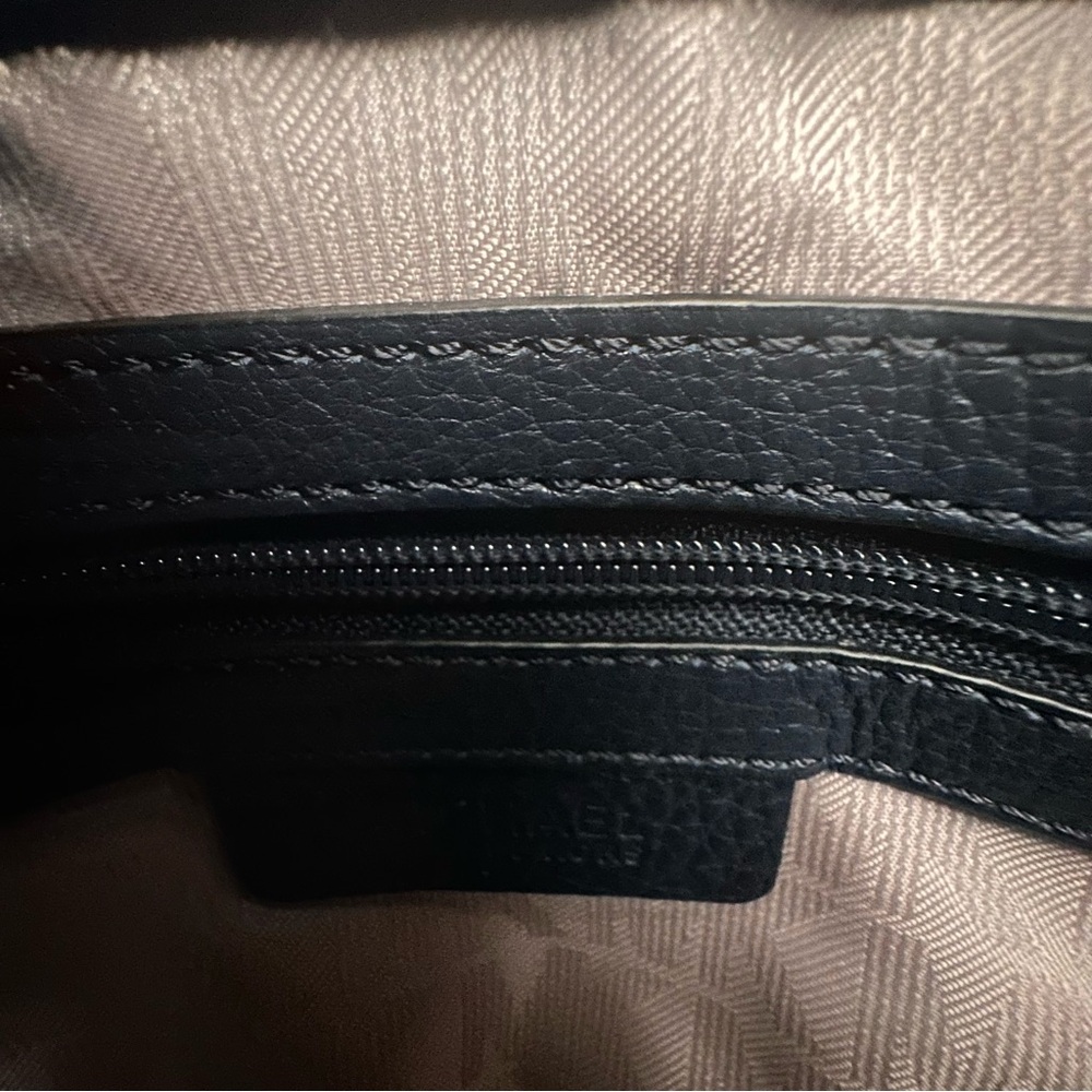 Michael Kors Navy & Black Leather Satchel With Chain Strap And Dust Bag - Picture 3 of 13
